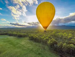 Cairns Classic Hot Air Balloon Ride with Return Transfers